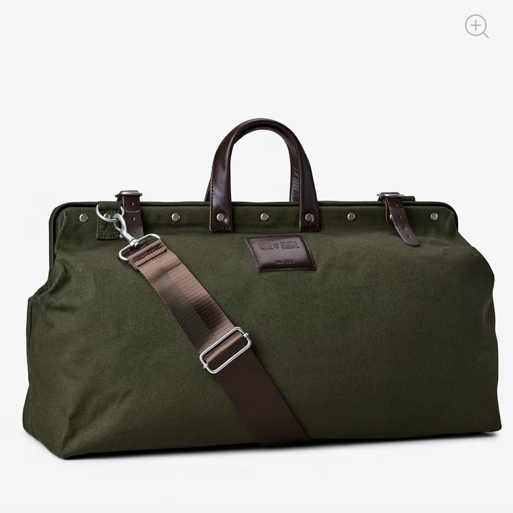 The Weekender Bag by Bespoke